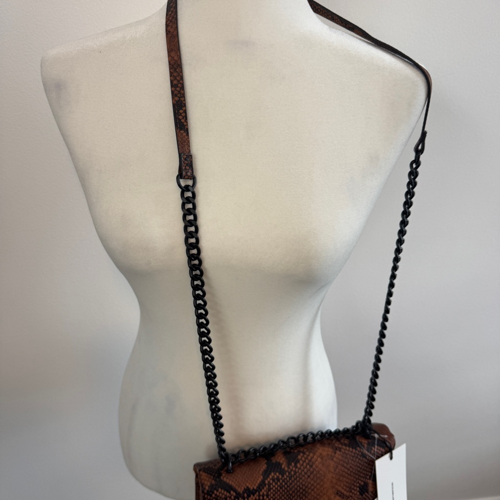 NEW Nicole Miller Brown Black Snakeskin Crossbody Bag Faux Leather - Picture 3 of 8